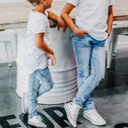 Distressed Jeg Jeans (Blue Denim)